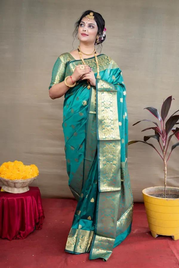 Madakini_Green_Soft_Lichi_Silk_Saree_For_Women