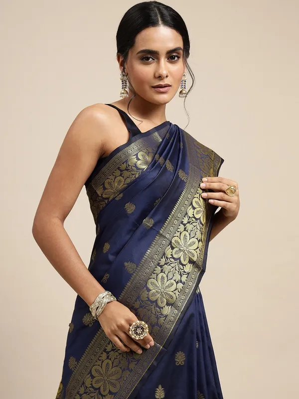 Navy_Blue_Soft_Lichi_Silk_Saree_For_Women