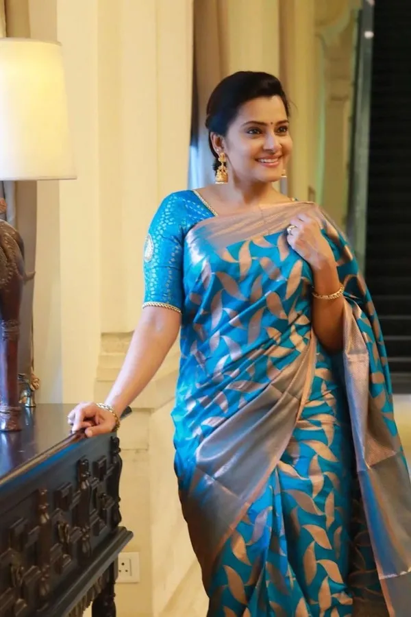 Firozi_Soft_Lichi_Silk_Saree_For_Women
