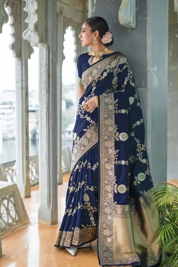 Navy_Blue_Soft_Lichi_Silk_Saree_For_Women