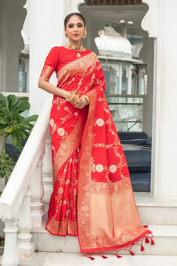 Red_Soft_Lichi_Silk_Saree_For_Women