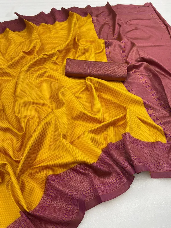 Gold_Soft_Lichi_Silk_Saree_For_Women