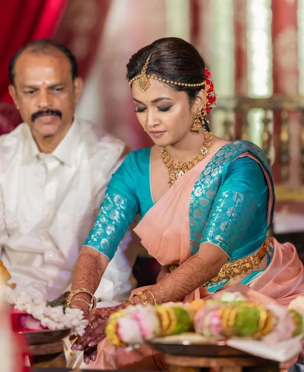 Peach_Soft_Lichi_Silk_Saree_For_Women