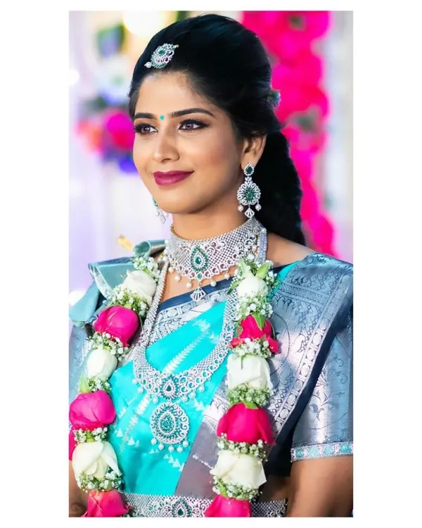 Sky_Blue_Soft_Lichi_Silk_Saree_For_Women
