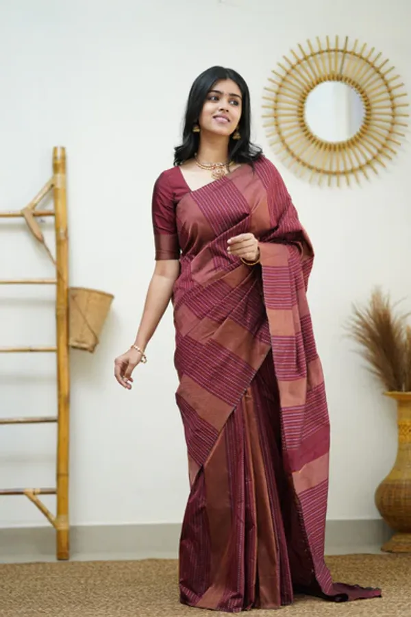 Maroon_Soft_Lichi_Silk_Saree_For_Women