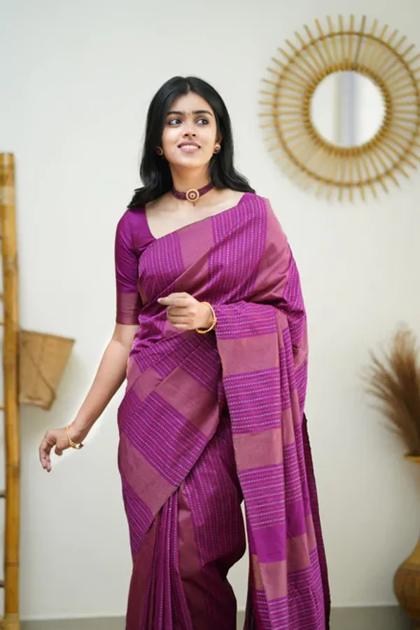 Pink_Soft_Lichi_Silk_Saree_For_Women