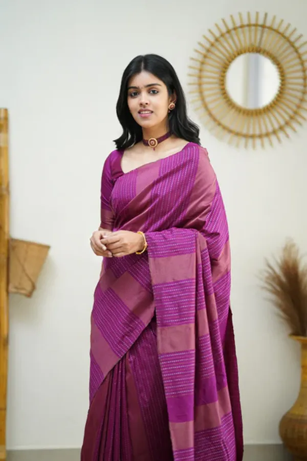 Pink_Soft_Lichi_Silk_Saree_For_Women