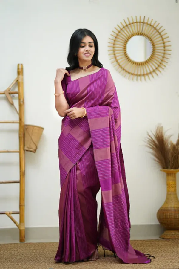 Pink_Soft_Lichi_Silk_Saree_For_Women