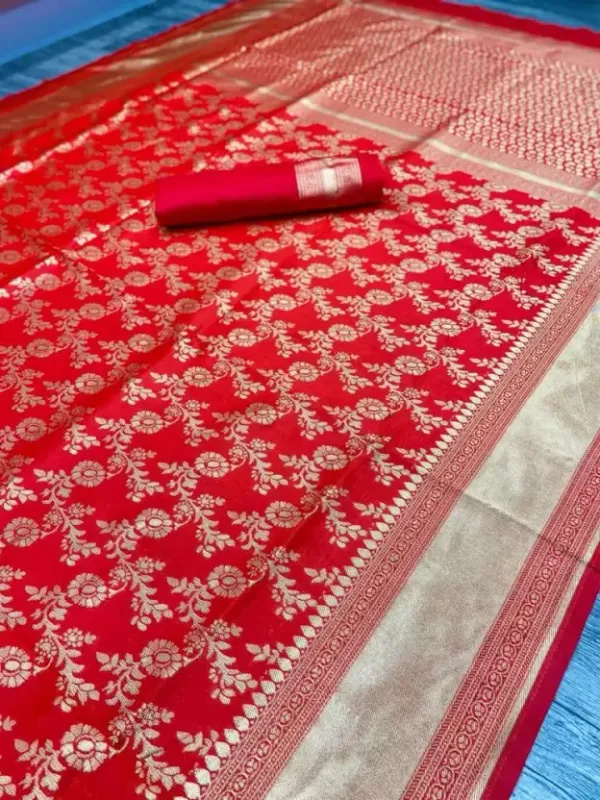 Red_Soft_Lichi_Silk_Saree_For_Women