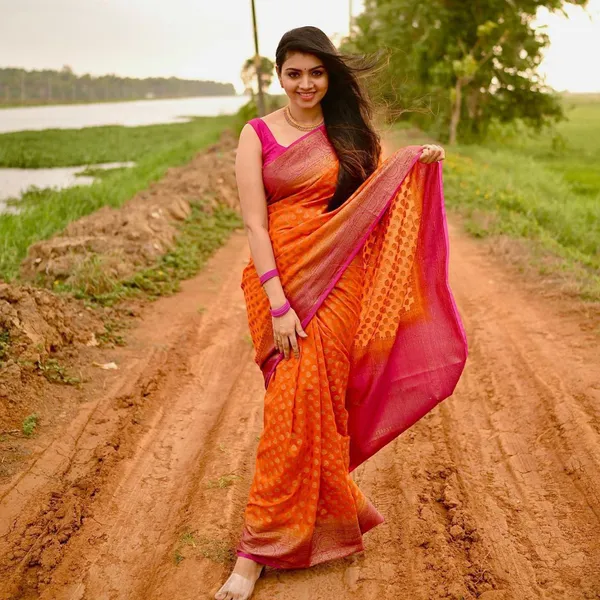 Orange_Soft_Lichi_Silk_Saree_For_Women