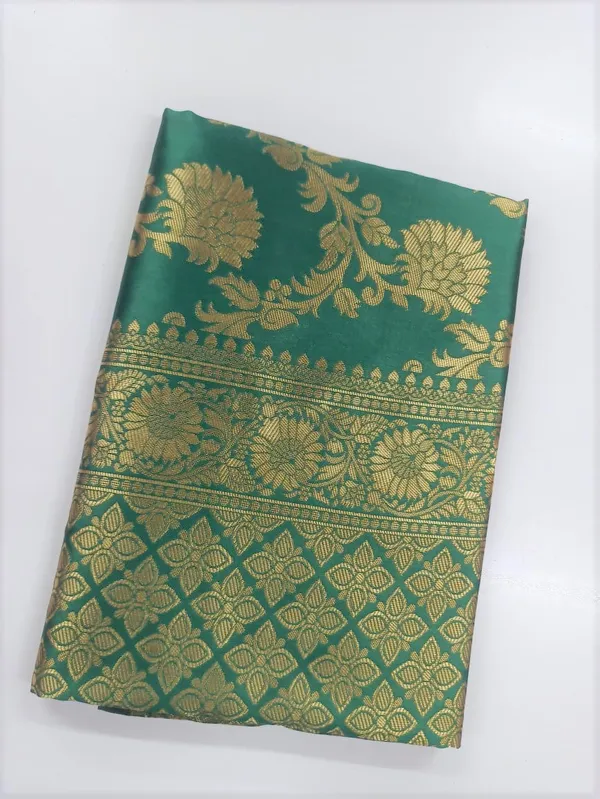 Green_Soft_Lichi_Silk_Saree_For_Women