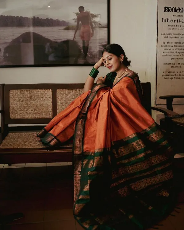 Orange_Soft_Lichi_Silk_Saree_For_Women