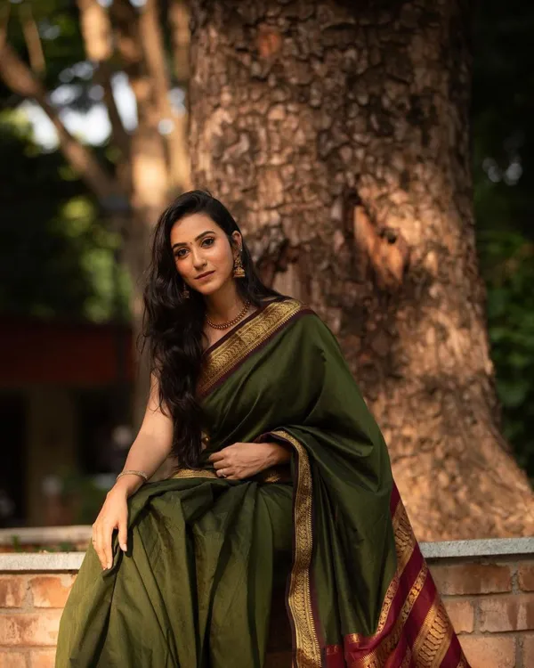 Green_Soft_Lichi_Silk_Saree_For_Women