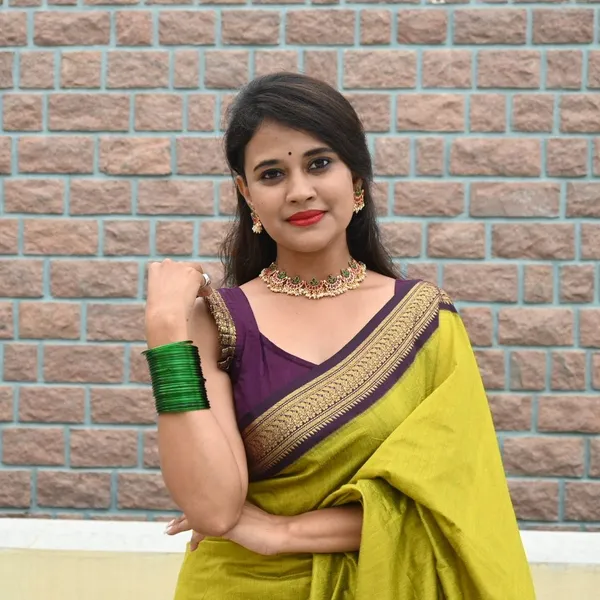 Olive_Green_Soft_Lichi_Silk_Saree_For_Women