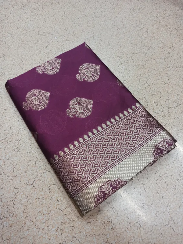 Wine_Soft_Lichi_Silk_Saree_For_Women