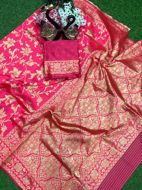 Pink_Banarasi_Soft_Lichi_Silk_Saree_For_Women