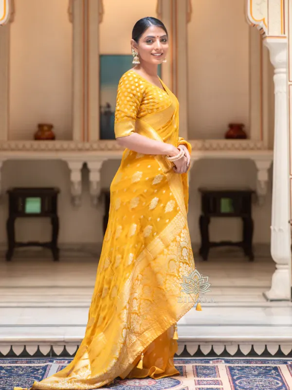 Yellow_Soft_Lichi_Silk_Saree_For_Women