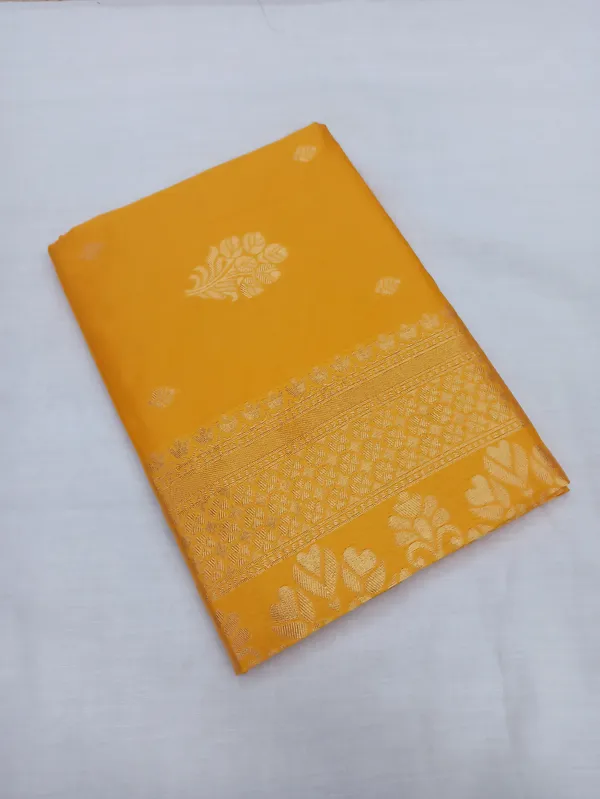 Yellow_Soft_Lichi_Silk_Saree_For_Women