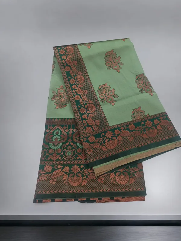 Green_Soft_Lichi_Silk_Saree_For_Women
