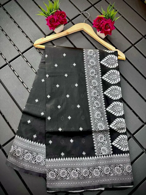 Black_Banarasi_Soft_Lichi_Silk_Saree_For_Women