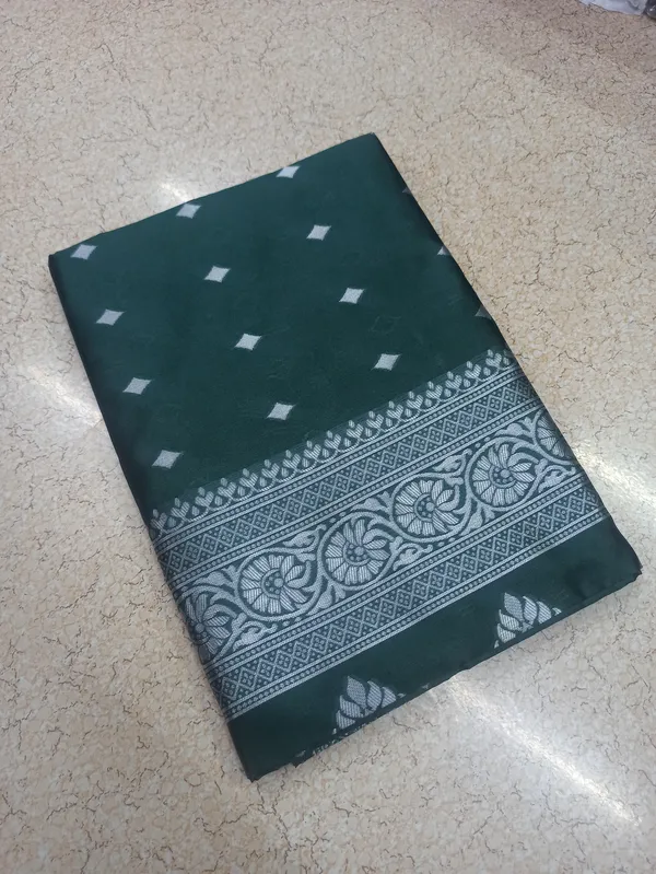 Green_Banarasi_Soft_Lichi_Silk_Saree_For_Women