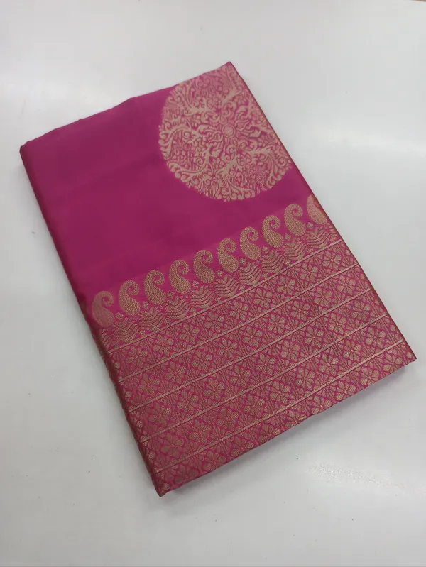 Pink_Soft_Lichi_Silk_Saree_For_Women