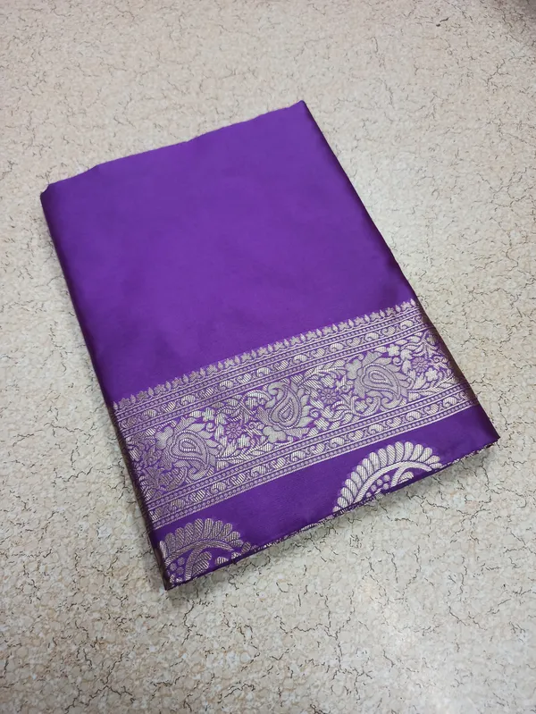 Purple_Banarasi_Soft_Lichi_Silk_Saree_For_Women
