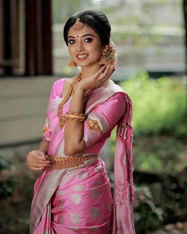 Light_Pink_Soft_Lichi_Silk_Saree_For_Women