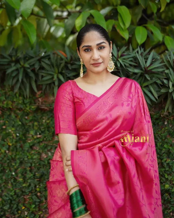 Gazari_Soft_Lichi_Silk_Saree_For_Women