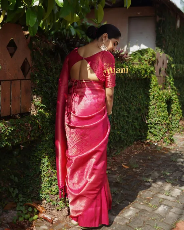 Gazari_Soft_Lichi_Silk_Saree_For_Women