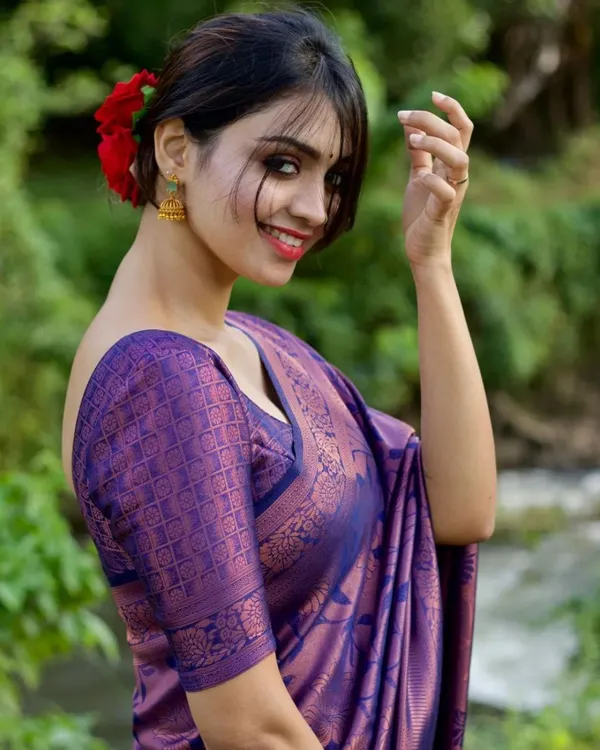 Purple_Soft_Lichi_Silk_Saree_For_Women