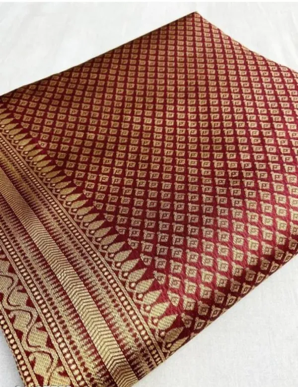 Maroon_Soft_Lichi_Silk_Saree_For_Women