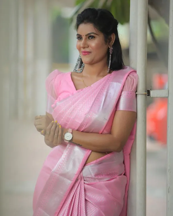 Pink_Soft_Lichi_Silk_Saree_For_Women