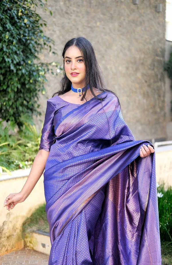 Royal_Blue_Soft_Lichi_Silk_Saree_For_Women