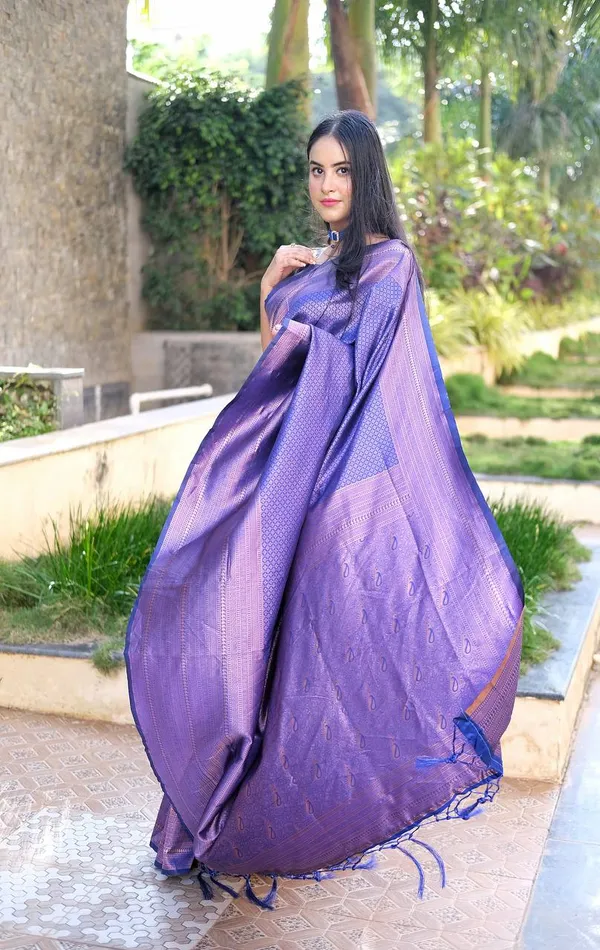 Royal_Blue_Soft_Lichi_Silk_Saree_For_Women