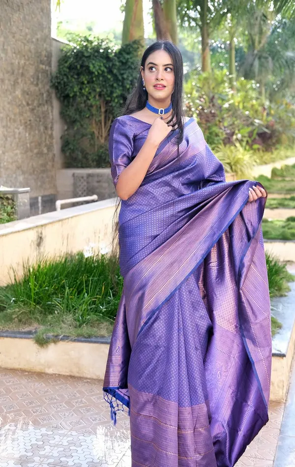 Royal_Blue_Soft_Lichi_Silk_Saree_For_Women