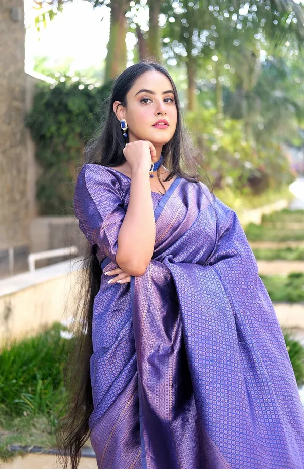 Royal_Blue_Soft_Lichi_Silk_Saree_For_Women