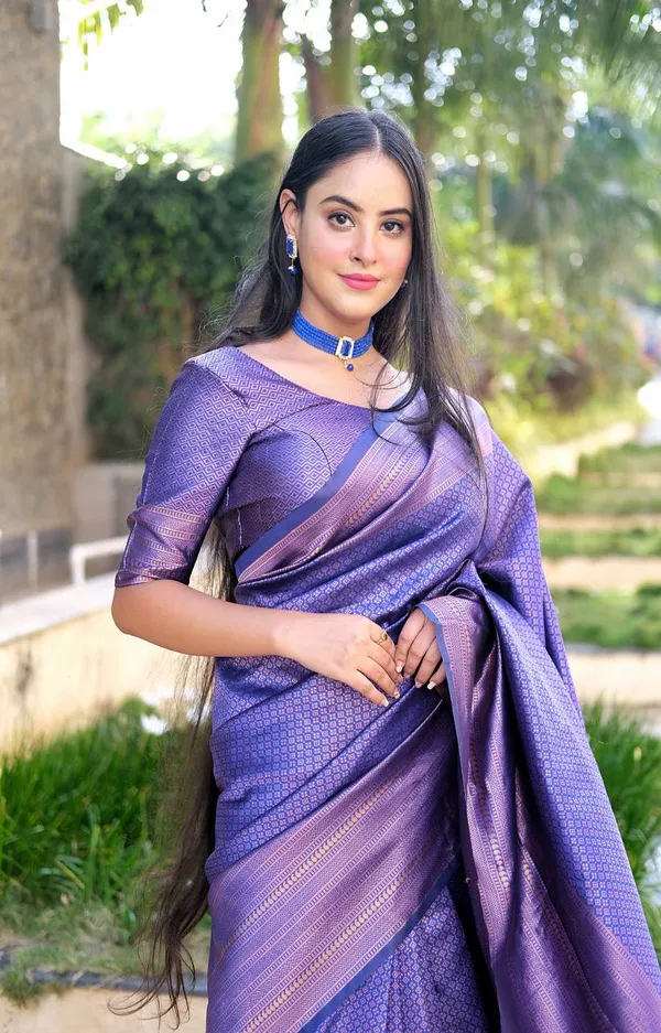 Royal_Blue_Soft_Lichi_Silk_Saree_For_Women