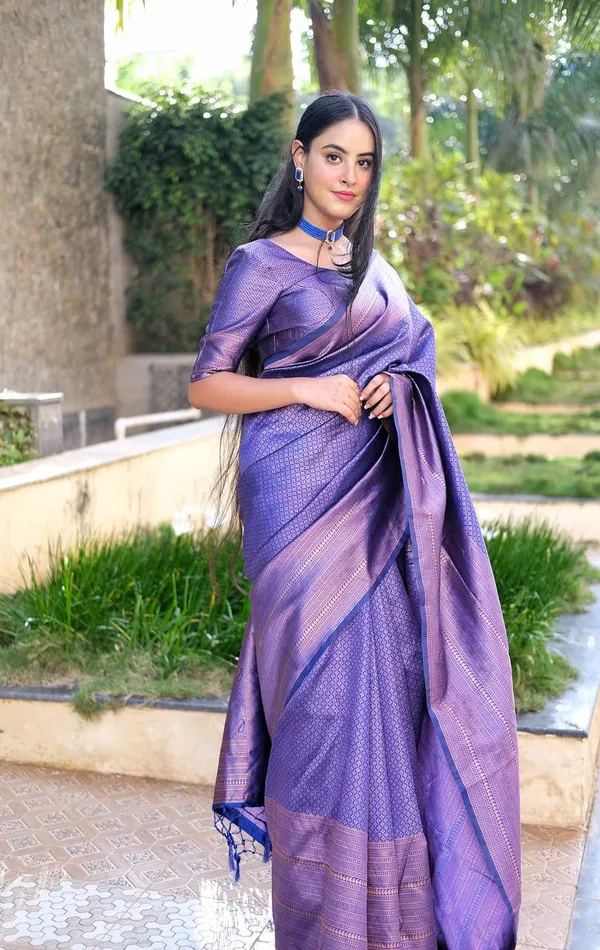 Royal_Blue_Soft_Lichi_Silk_Saree_For_Women