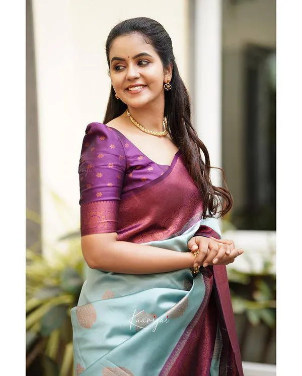 Sky_Blue_Soft_Lichi_Silk_Saree_For_Women
