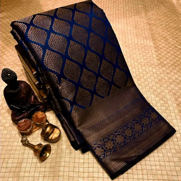 Navy_Blue_Soft_Lichi_Silk_Saree_with_Rich_Pallu_and_Jacquard_Work_for_Women