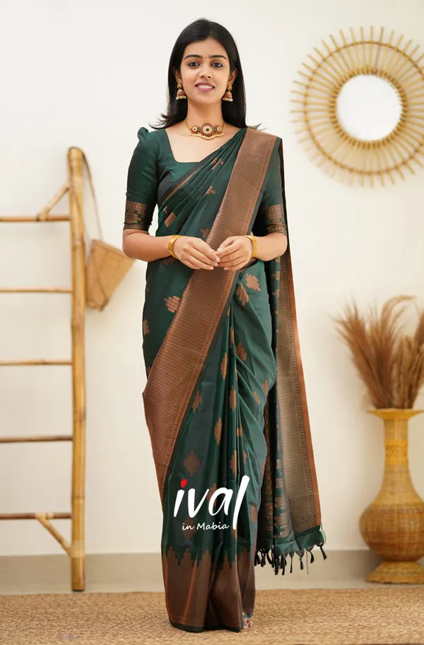 Dark_Green_Soft_Lichi_Silk_Saree_For_Women