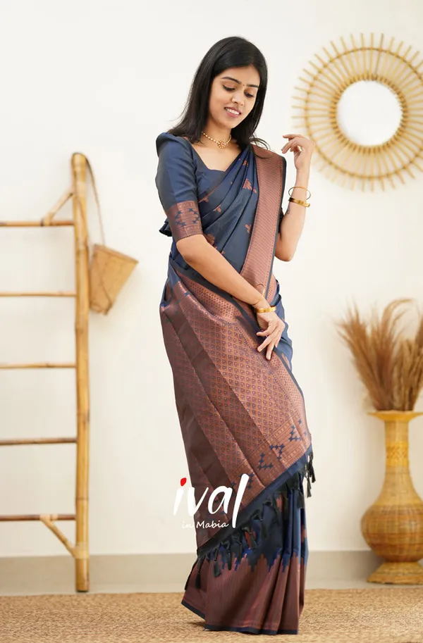 Navy_Blue_Soft_Lichi_Silk_Saree_For_Women
