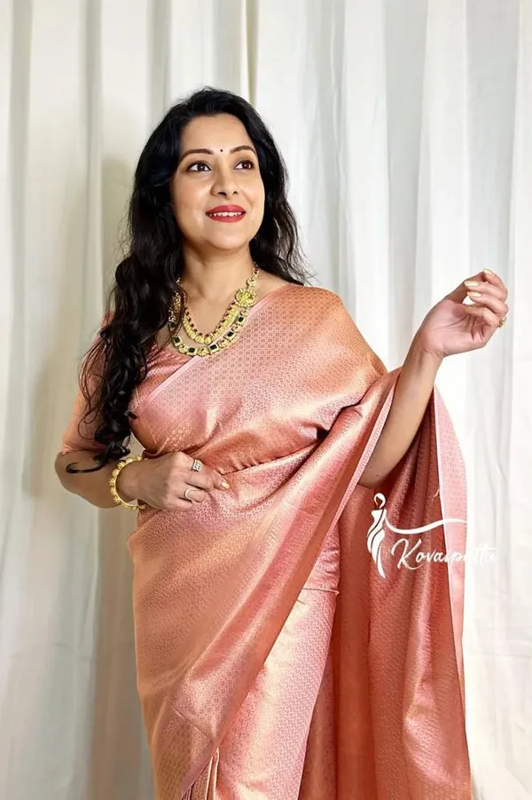 Peach_Soft_Lichi_Silk_Saree_For_Women