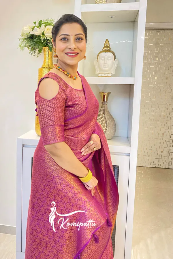 Pink_Soft_Lichi_Silk_Saree_For_Women