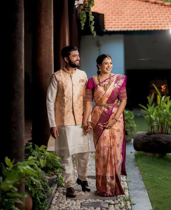 Peach_Banarasi_Soft_Lichi_Silk_Saree_For_Women