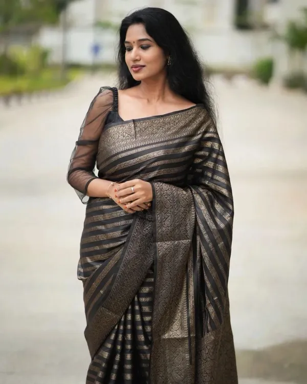 Black_Soft_Lichi_Silk_Saree_For_Women