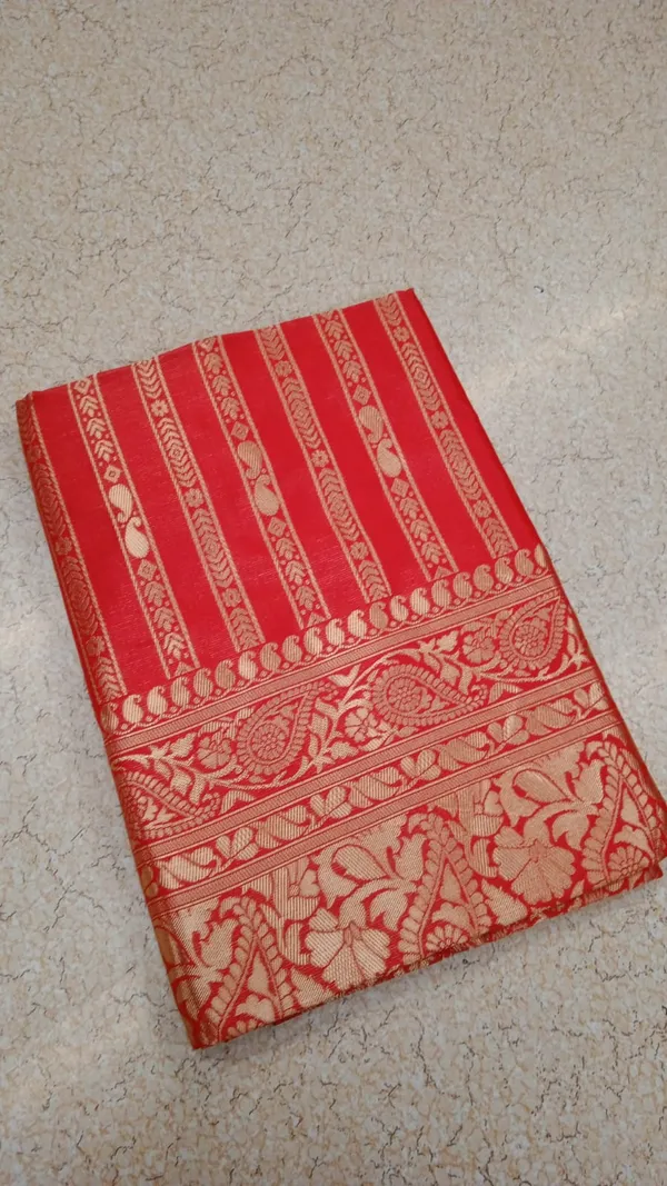 Red_Soft_Lichi_Silk_Saree_For_Women