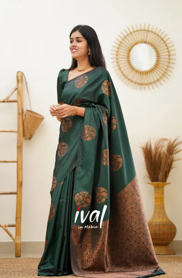 Dark_Green_Soft_Lichi_Silk_Saree_For_Women