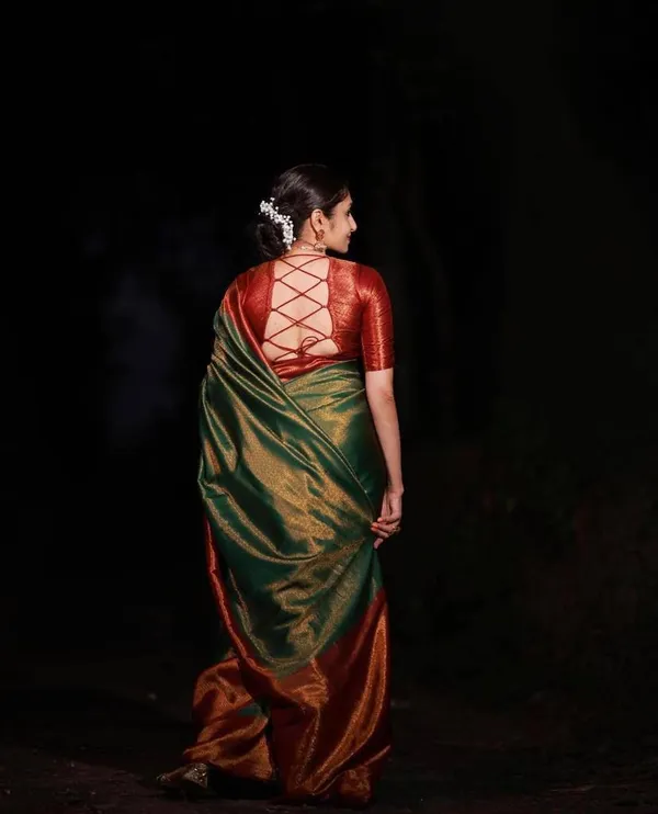Green_Banarasi_Soft_Lichi_Silk_Saree_For_Women